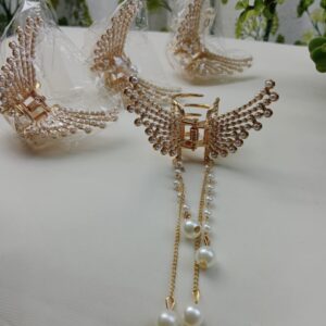 royal hanging pearls