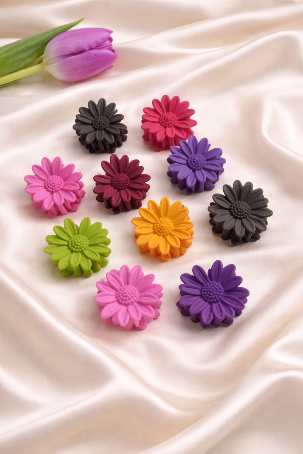 matte sunflower calw clips (set of 6) matte sunflower calw clips (set of 6)