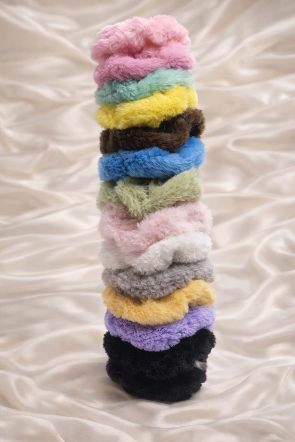 fluffy charm scrunchies (set of 6) fluffy charm scrunchies (set of 6)